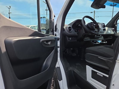 2025 Mercedes-Benz Sprinter Cargo Van Base