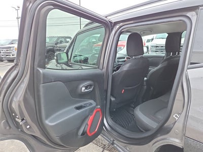 2016 Jeep Renegade Trailhawk