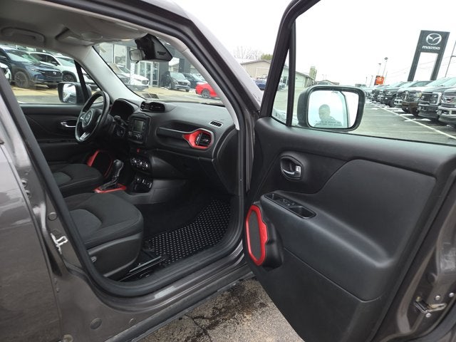 2016 Jeep Renegade Trailhawk