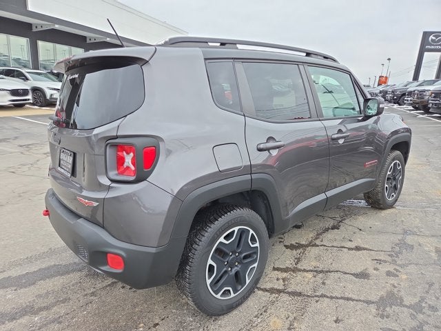 2016 Jeep Renegade Trailhawk