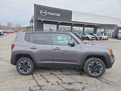 2016 Jeep Renegade Trailhawk