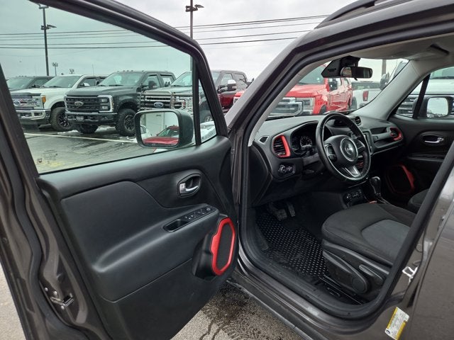 2016 Jeep Renegade Trailhawk